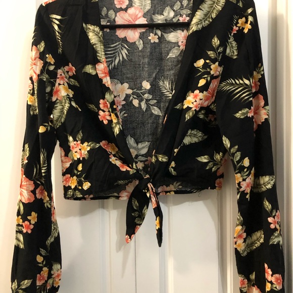 Floral open front long sleeves - Picture 2 of 3
